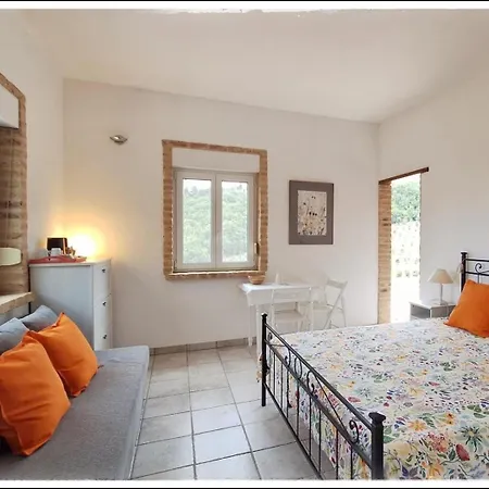 La Fonte E L Ulivo Bed and breakfast *